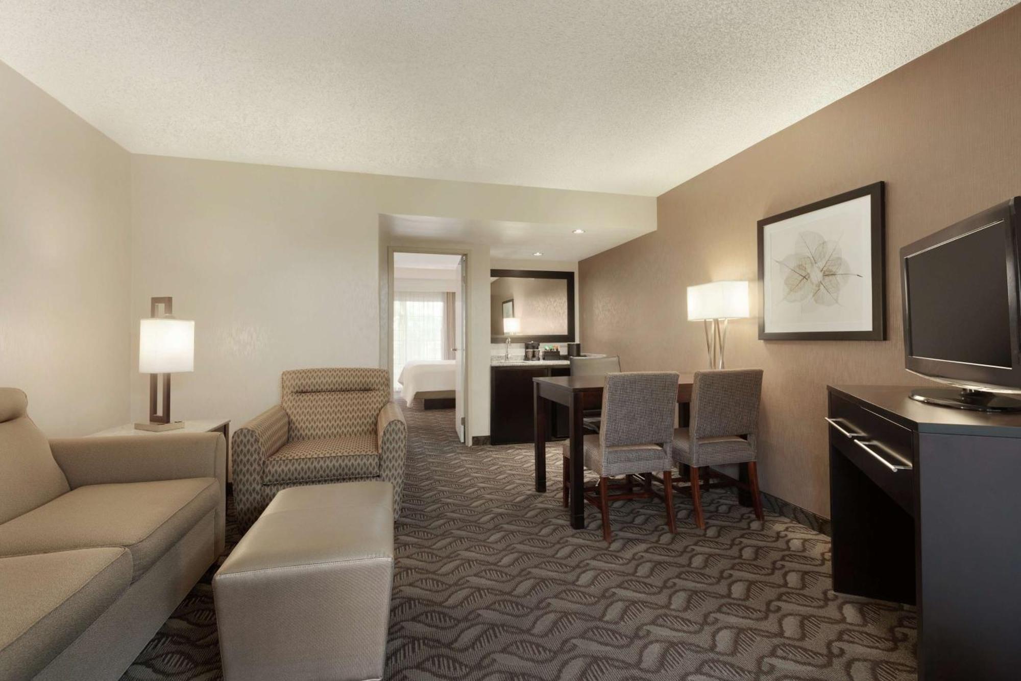 Embassy Suites By Hilton Arcadia-Pasadena Area Екстериор снимка