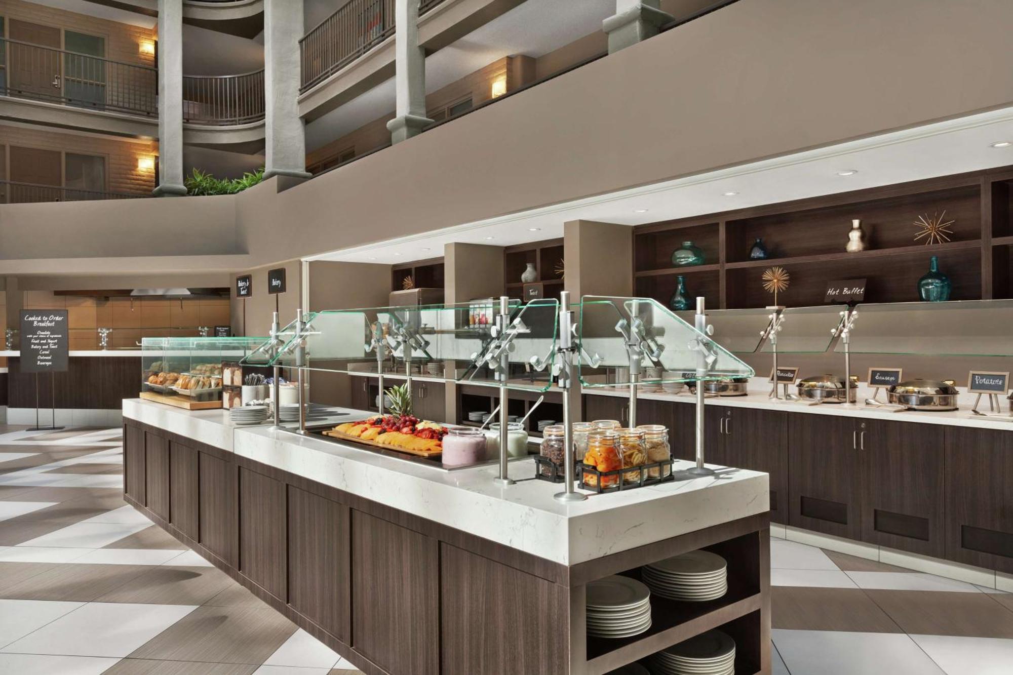 Embassy Suites By Hilton Arcadia-Pasadena Area Екстериор снимка
