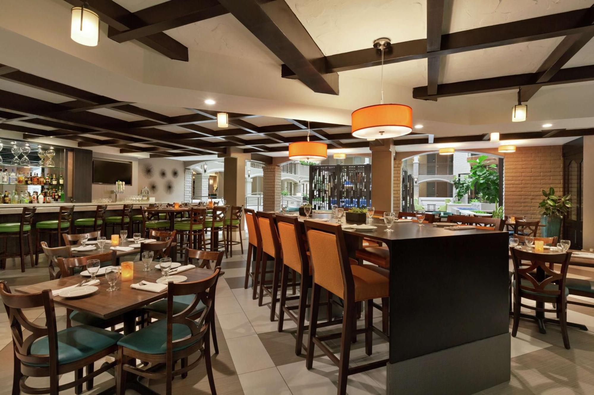 Embassy Suites By Hilton Arcadia-Pasadena Area Екстериор снимка
