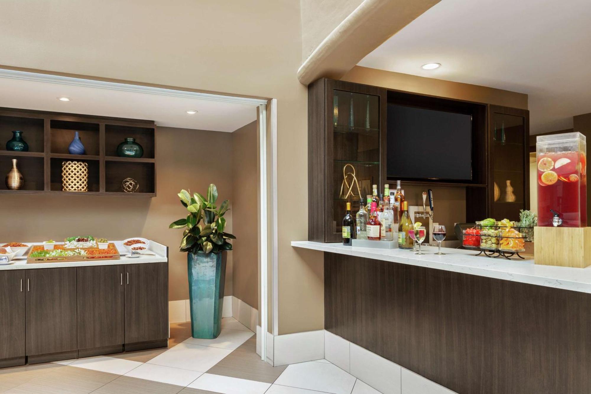 Embassy Suites By Hilton Arcadia-Pasadena Area Екстериор снимка