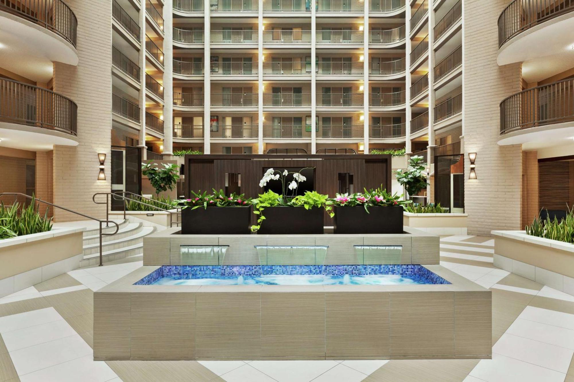 Embassy Suites By Hilton Arcadia-Pasadena Area Екстериор снимка