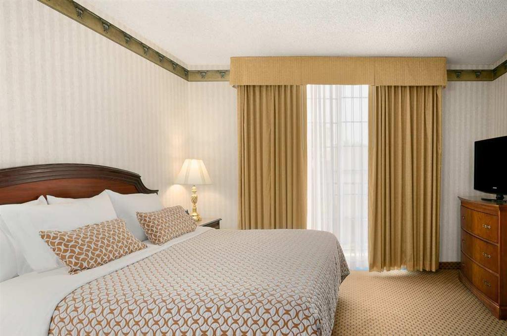Embassy Suites By Hilton Arcadia-Pasadena Area Стая снимка